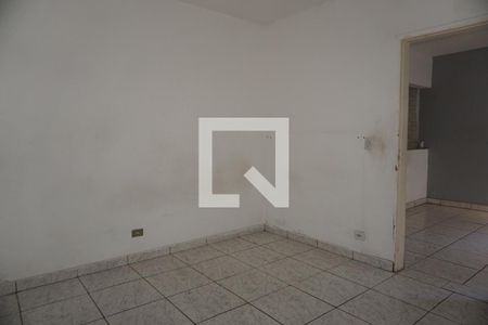 Quarto de casa para alugar com 2 quartos, 40m² em Jardim Macedonia, Embu das Artes