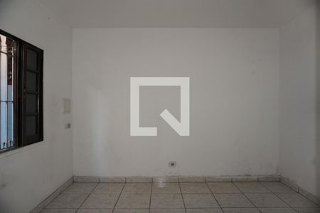 Quarto de casa para alugar com 2 quartos, 40m² em Jardim Macedonia, Embu das Artes