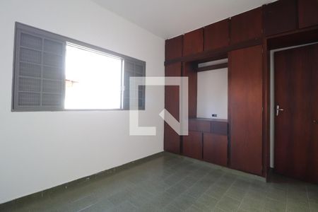 Quarto 1 de casa para alugar com 3 quartos, 150m² em Tubalina, Uberlândia