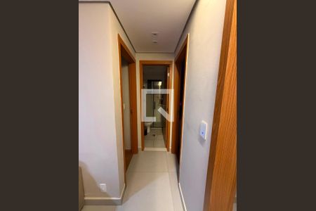 Corredor de apartamento à venda com 2 quartos, 46m² em Jardim Nova Europa, Campinas