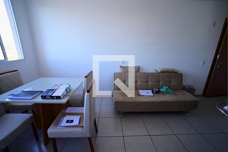 Apartamento à venda com 2 quartos, 48m² em Vila Luciana , Goiânia