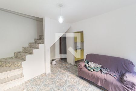 Sala de casa para alugar com 3 quartos, 150m² em Altos da Santa Lucia, Carapicuíba
