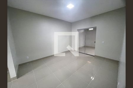 Sala de casa à venda com 3 quartos, 162m² em Jardim Clarissa, Goiânia