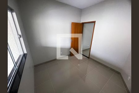 Quarto de casa à venda com 3 quartos, 162m² em Jardim Clarissa, Goiânia
