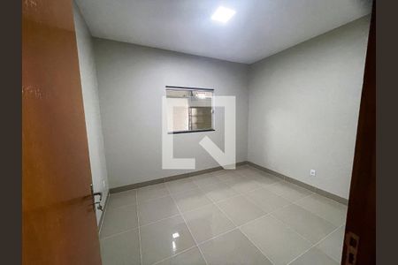 Quarto de casa à venda com 3 quartos, 162m² em Jardim Clarissa, Goiânia