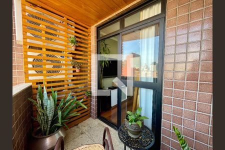 Apartamento à venda com 2 quartos, 75m² em Funcionários, Belo Horizonte