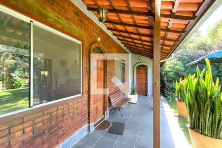 Varanda de casa de condomínio à venda com 3 quartos, 375m² em Arvoredo, Nova Lima