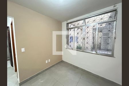 Sala de apartamento para alugar com 1 quarto, 34m² em Madureira, Rio de Janeiro