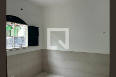Quarto de casa para alugar com 2 quartos, 70m² em Porto da Pedra, São Gonçalo
