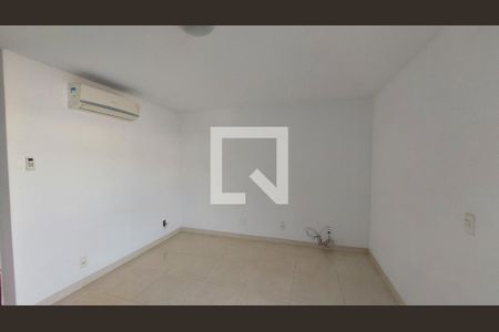 Sala de casa para alugar com 2 quartos, 115m² em Moquetá, Nova Iguaçu