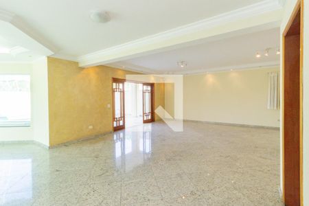 Sala de casa à venda com 6 quartos, 750m² em São Domingos, São Paulo