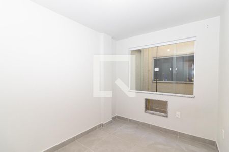 Quarto 2 de apartamento para alugar com 2 quartos, 34m² em Madureira, Rio de Janeiro