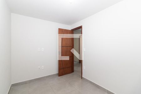 Quarto 1 de apartamento para alugar com 2 quartos, 34m² em Madureira, Rio de Janeiro