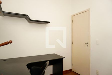 Quarto 1 de apartamento para alugar com 2 quartos, 70m² em Sion, Belo Horizonte