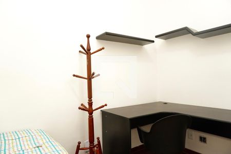 Quarto 1 de apartamento para alugar com 2 quartos, 70m² em Sion, Belo Horizonte
