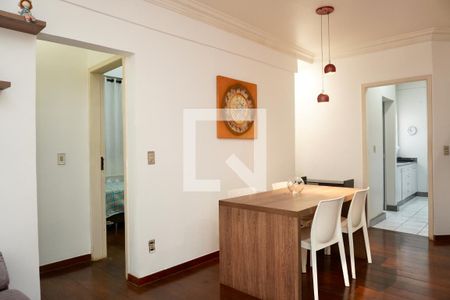 Sala  de apartamento para alugar com 2 quartos, 70m² em Sion, Belo Horizonte