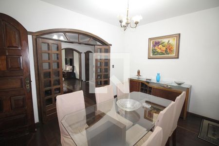 Sala de casa à venda com 6 quartos, 360m² em Camargos, Belo Horizonte