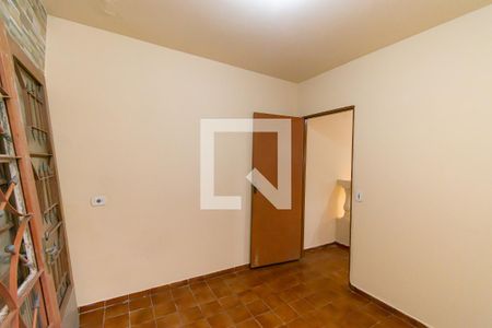 Quarto 2 de casa para alugar com 2 quartos, 40m² em Jardim Nice, São Paulo