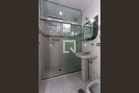 Banheiro de apartamento à venda com 2 quartos, 75m² em Vila Progredior, São Paulo