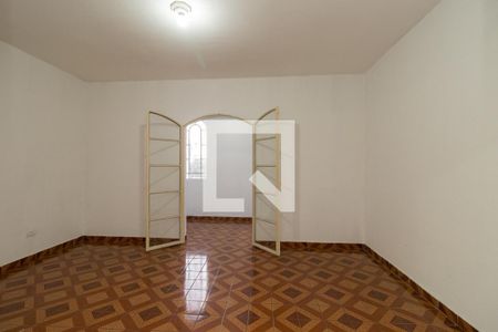 Quarto 1 de casa para alugar com 2 quartos, 120m² em Vila Prudente, São Paulo