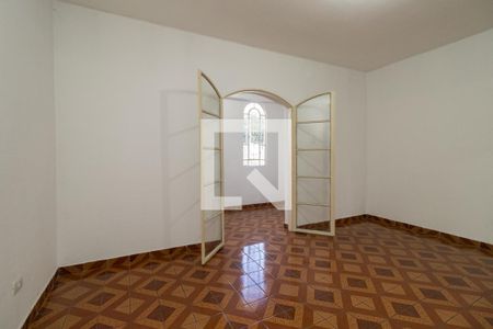 Quarto 1 de casa para alugar com 2 quartos, 120m² em Vila Prudente, São Paulo