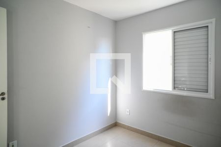 Quarto 1 de apartamento à venda com 2 quartos, 50m² em Parque Fongaro, São Paulo