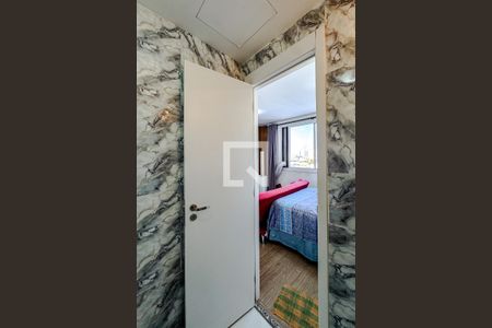 Banheiro de kitnet/studio para alugar com 1 quarto, 19m² em Brás, São Paulo