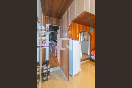 Corredor de casa à venda com 3 quartos, 140m² em Mathias Velho, Canoas