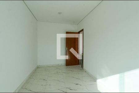 Quarto 2 de apartamento para alugar com 2 quartos, 64m² em Vila Suzana, Belo Horizonte
