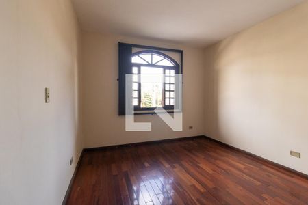 Quarto 1 de casa para alugar com 3 quartos, 200m² em Boqueirão, Curitiba