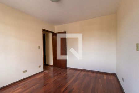 Quarto 1 de casa para alugar com 3 quartos, 200m² em Boqueirão, Curitiba
