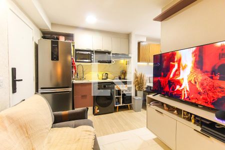 Sala/Cozinha de apartamento à venda com 2 quartos, 31m² em Vila Curuçá Velha, São Paulo
