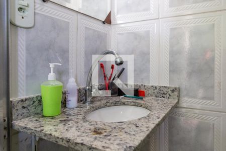 Lavabo de casa para alugar com 4 quartos, 300m² em Jardim Gracinda, Guarulhos