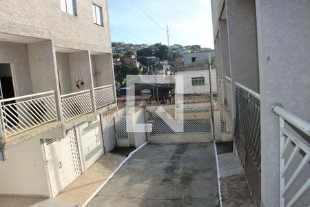 Casa de Condomínio para alugar com 2 quartos, 100m² em Parque Santa Rita de Cassia, Cotia