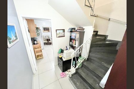 Copa / Escada de casa à venda com 4 quartos, 150m² em Vila Vitorio Mazzei, São Paulo