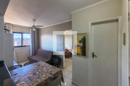 Sala de apartamento para alugar com 2 quartos, 67m² em Cidade Ocian, Praia Grande