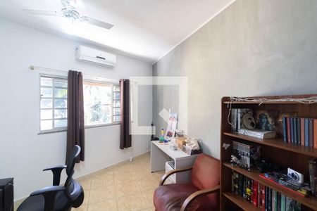 Quarto 2 de casa à venda com 3 quartos, 210m² em Campo Grande, Rio de Janeiro