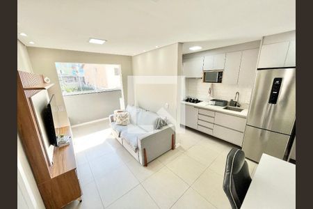 Sala/Cozinha de apartamento para alugar com 2 quartos, 43m² em Imirim, São Paulo