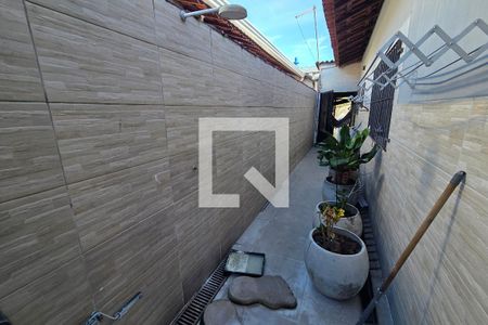 Quintal de casa para alugar com 3 quartos, 100m² em Maracanã, Praia Grande