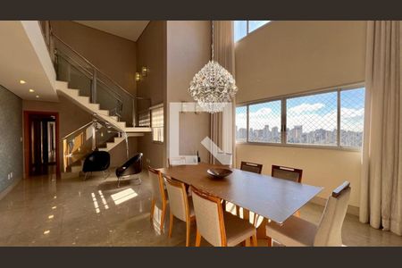 Apartamento à venda com 4 quartos, 266m² em Santo Antônio, Belo Horizonte