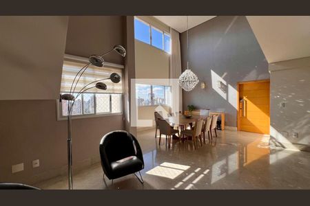 Apartamento à venda com 4 quartos, 266m² em Santo Antônio, Belo Horizonte