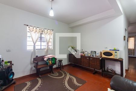 Sala de TV de casa à venda com 2 quartos, 230m² em Vila Yolanda, Osasco