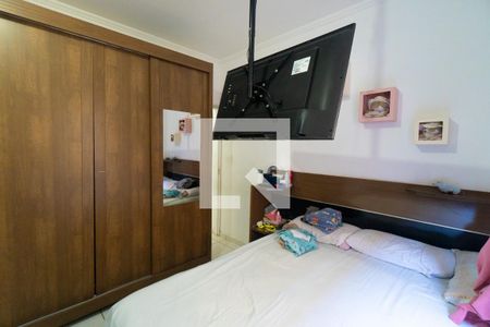 Casa 1 - Quarto 1 de casa à venda com 5 quartos, 300m² em Vila Fachini, São Paulo