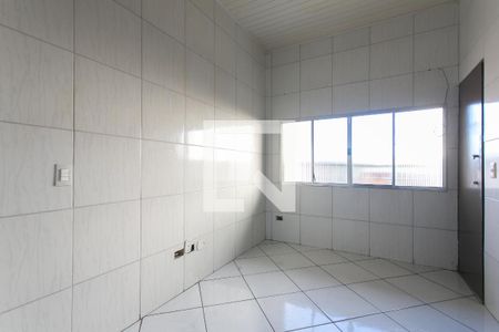 Sala  de casa à venda com 3 quartos, 144m² em Vila Carmosina, São Paulo