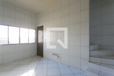 Sala  de casa à venda com 3 quartos, 144m² em Vila Carmosina, São Paulo