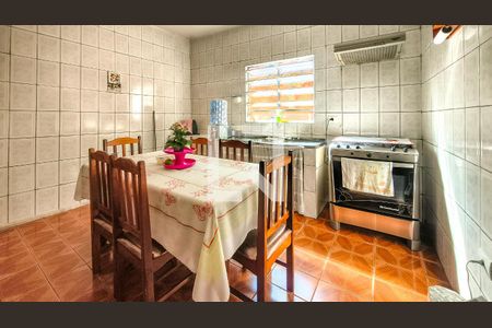 Cozinha 1 de casa à venda com 4 quartos, 150m² em Jardim Novo Horizonte, São Paulo
