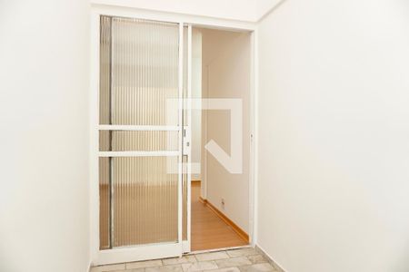 Quarto 1 de apartamento para alugar com 3 quartos, 93m² em Lourdes, Belo Horizonte