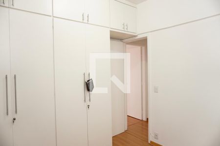 Quarto 2 de apartamento para alugar com 3 quartos, 93m² em Lourdes, Belo Horizonte