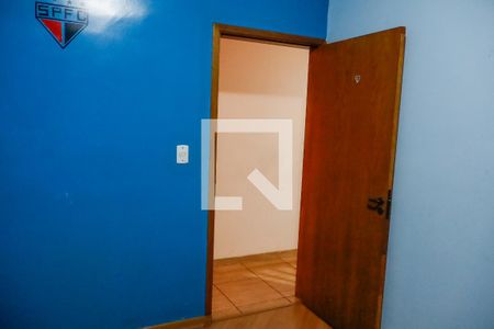 Quarto 2 de casa à venda com 6 quartos, 190m² em Santa Maria, Osasco
