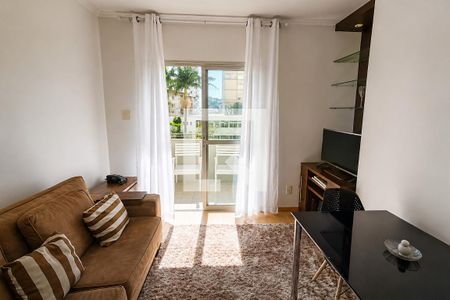 Sala de apartamento para alugar com 1 quarto, 35m² em Morro dos Ingleses, São Paulo